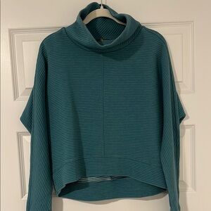 Zella Teal Women's Pullover Sweatshirt